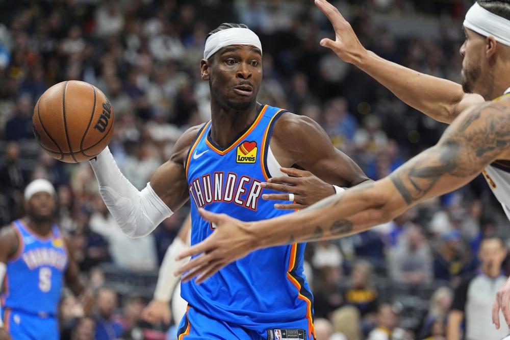 方面占据优 方面占据优