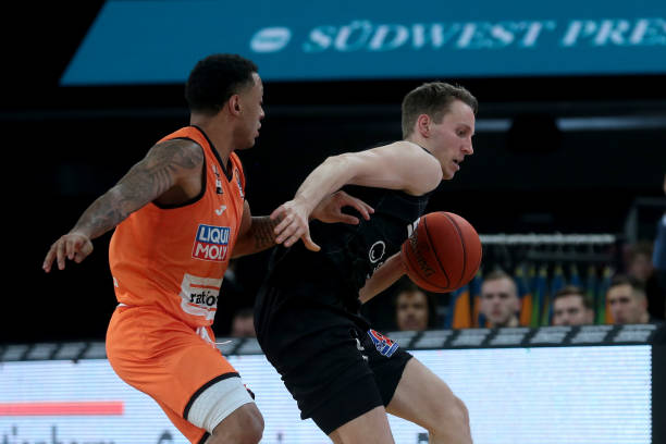 松岛辉空 松岛辉空